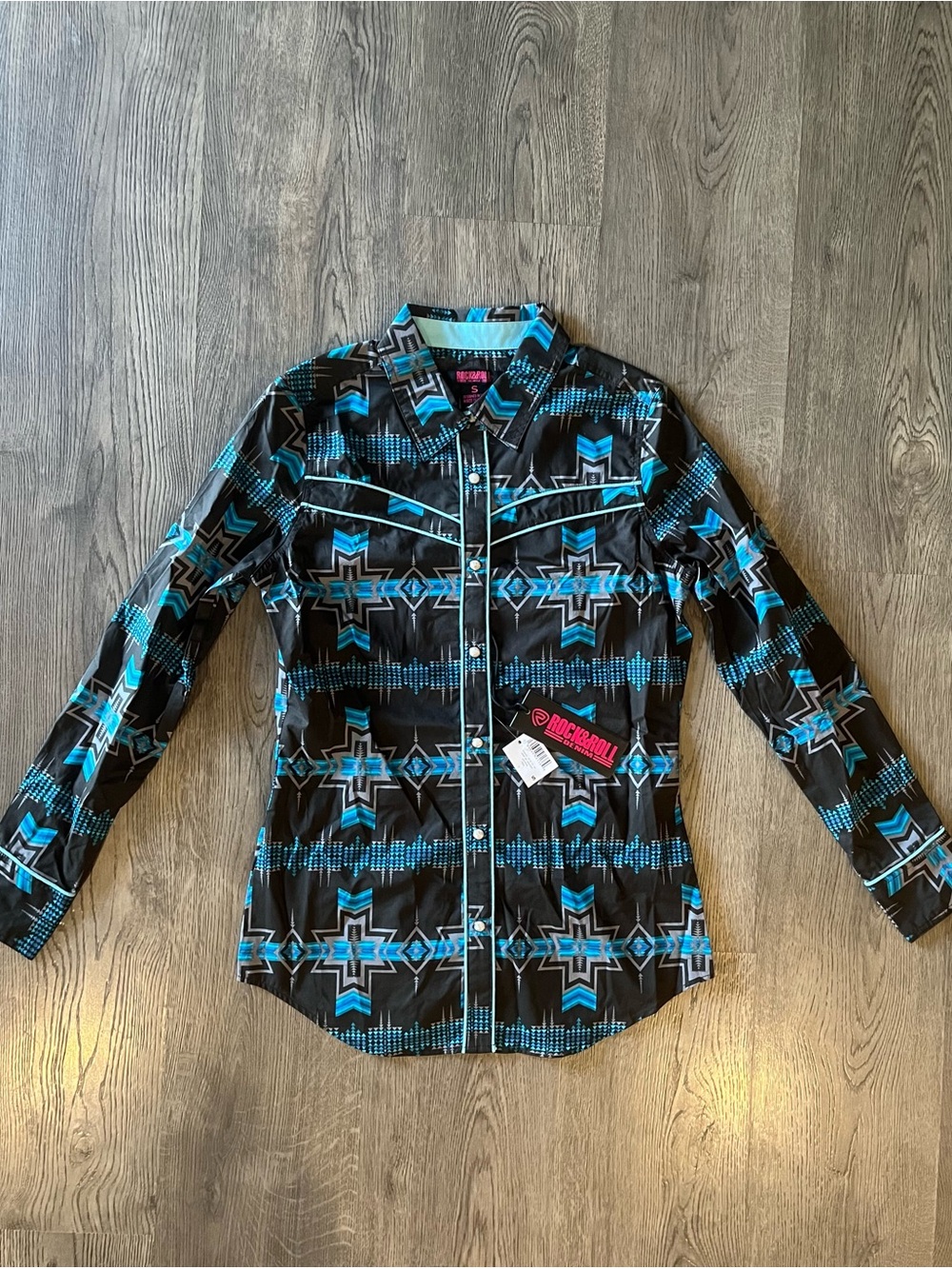 NWT Rock & Roll Denim Pearl Snap Long Sleeve Shirt